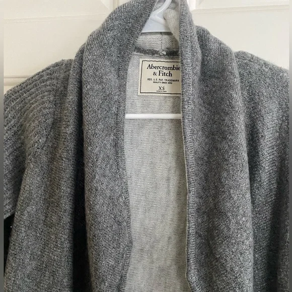 Abercrombie & Fitch Gray Cozy Cardigan - Picture 6 of 8